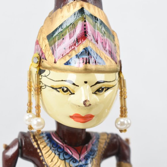 King Rama and Queen Shinta Indonesian Marionette Puppet - Picture 7 of 13